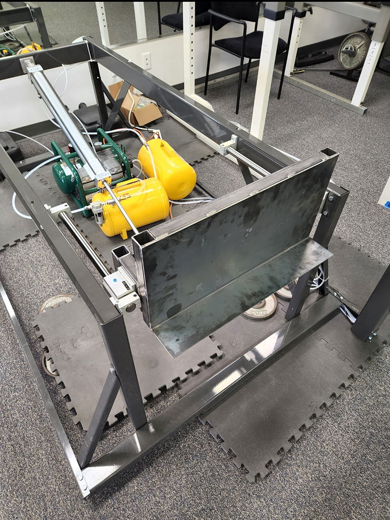 The Pneumatic Leg Press Workout Machine for Users with Multple Sclerosis