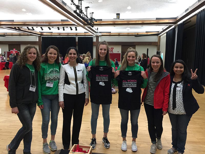 2017: Group photo at the UNL Women in Science Conference.