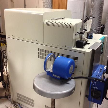 Mass spectrometer